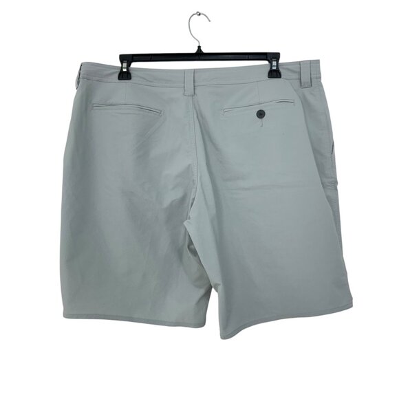 George Mens Light Gray Shorts SZ 42 Nylon Blend Golf Outdoor Activewear 9 inseam - Picture 2 of 9